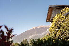Blue Bellagio by Wonderful Italy