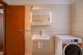 Blue Bellagio by Wonderful Italy