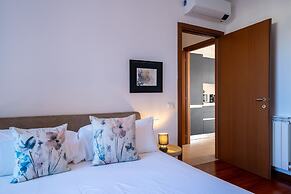 Blue Bellagio by Wonderful Italy