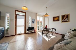 Blue Bellagio by Wonderful Italy