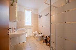 Blue Bellagio by Wonderful Italy