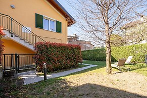 Blue Bellagio by Wonderful Italy