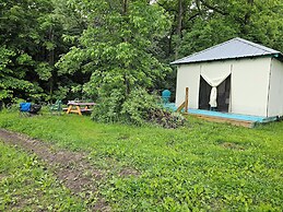 Glamping at Meadeville Farm