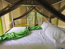 Glamping at Meadeville Farm