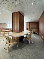 Loop Homes Tower Burjassot Hotel