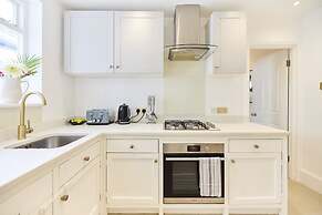 The Fulham Arms - Elegant 3bdr Flat With Terrace