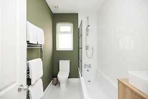 The Fulham Arms - Elegant 3bdr Flat With Terrace