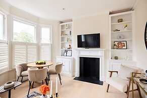 The Fulham Arms - Elegant 3bdr Flat With Terrace
