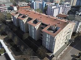 Spacious Apartment With Large Terrace - Beahost