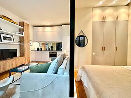 Eiffel Tower Champs de Mars