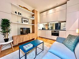 Eiffel Tower Champs de Mars