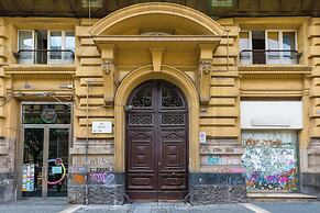 Rettifilo Family Apartment