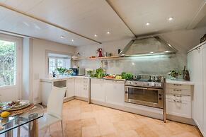 La Chiesetta an Antique Church With Pool