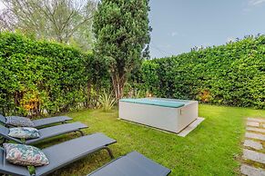 La Chiesetta an Antique Church With Pool