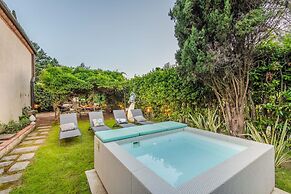 La Chiesetta an Antique Church With Pool