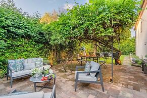 La Chiesetta an Antique Church With Pool