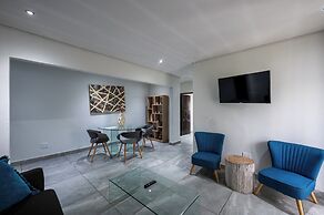 ANEW Hotel & Convention Centre OR Tambo
