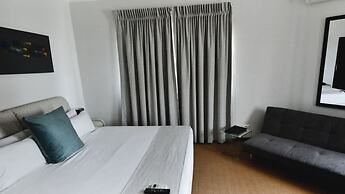 ANEW Hotel & Convention Centre OR Tambo