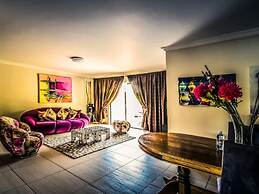 ANEW Hotel & Convention Centre OR Tambo