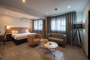 ANEW Hotel & Convention Centre OR Tambo