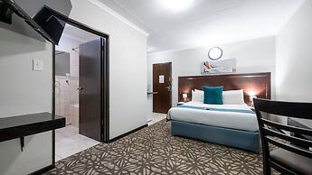 ANEW Hotel & Convention Centre OR Tambo