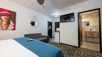 ANEW Hotel & Convention Centre OR Tambo