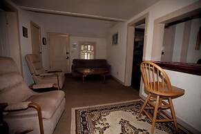 Beaufort Harbour Suites West Lodge