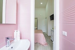 Chiara Modern Apartment