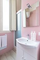 Chiara Modern Apartment