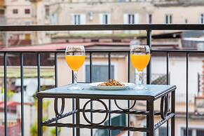 Chiara Modern Apartment