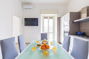 Chiara Modern Apartment