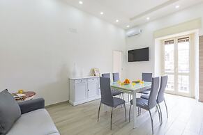 Chiara Modern Apartment