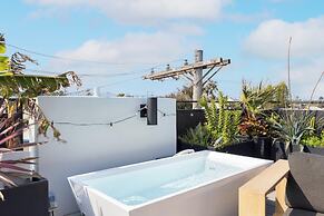 Venice View by Avantstay Walk to Venice Beach Rooftop, Ice Bath, Luxe 