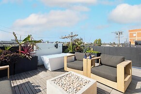 Venice View by Avantstay Walk to Venice Beach Rooftop, Ice Bath, Luxe 