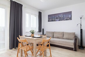 Air-conditioned Apartment by Renters