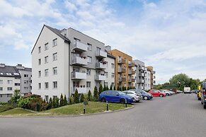 Air-conditioned Apartment by Renters