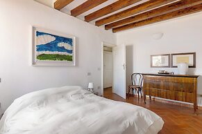 Country Style House in Bologna