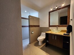 Casa Naranja Jungle Villa