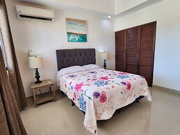 Casa Naranja Jungle Villa