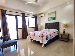 Casa Naranja Jungle Villa