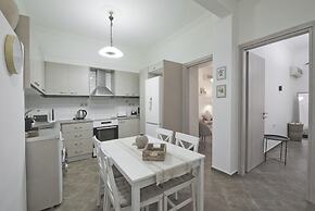 Irida With 1 Bedrooms and 1 Bathrooms