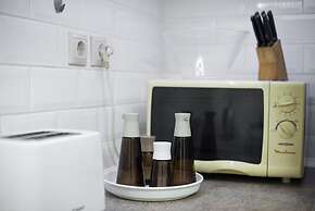 Irida With 1 Bedrooms and 1 Bathrooms