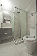 Studio Stratos With 1 Bathrooms