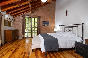 Casa Rincón by Lumina