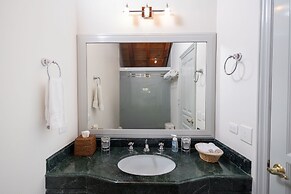 Casa Rincón by Lumina