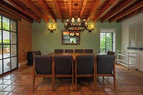 Casa Rincón by Lumina