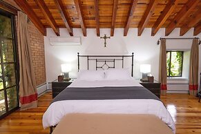 Casa Rincón by Lumina