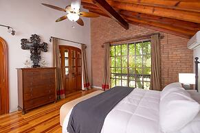 Casa Rincón by Lumina