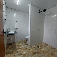 POUSADA CANTINHO DO GUARUJÁ