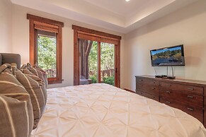 Lux Townhome Next to Village by Sierra Getaways